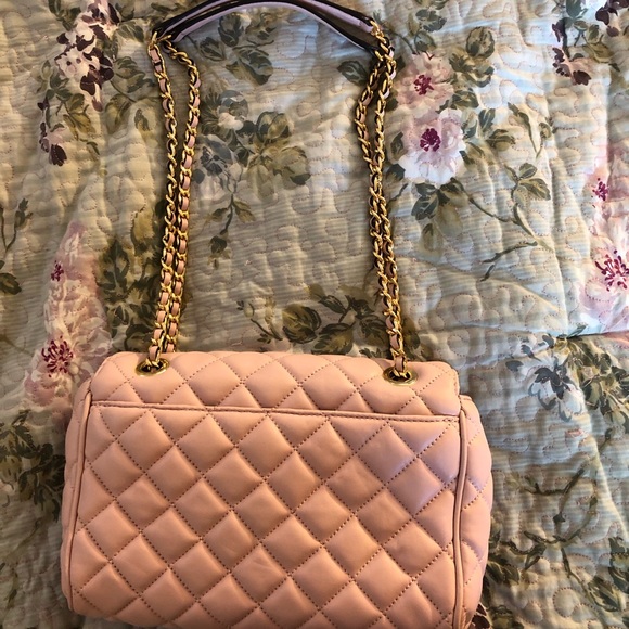 MICHAEL KORS Pink Quilted Shoulder or Crossbody - Picture 3 of 8